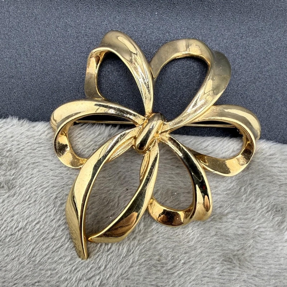 Vintage Napier Brooch Gold Tone Large Bow Signed Statement Accessory